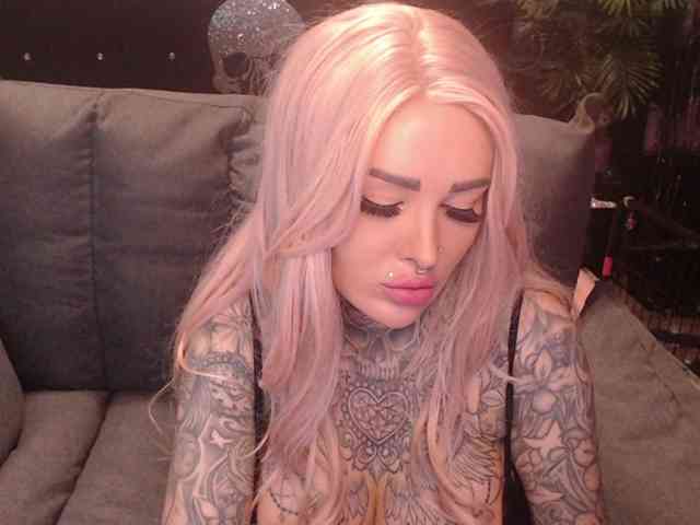 MilaElaine