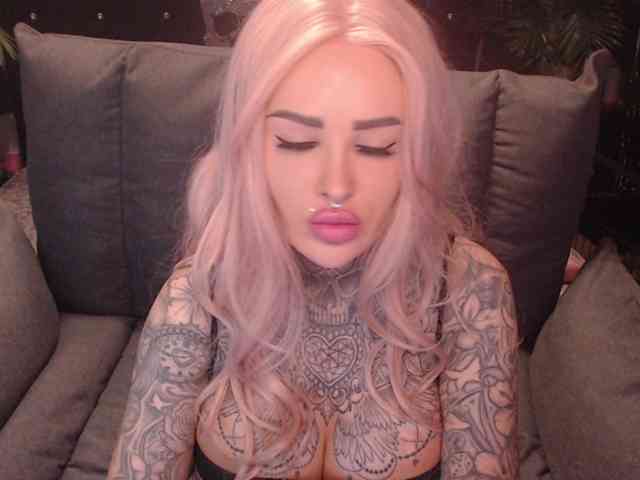 MilaElaine