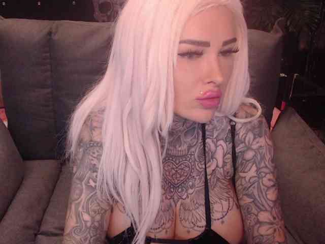 MilaElaine
