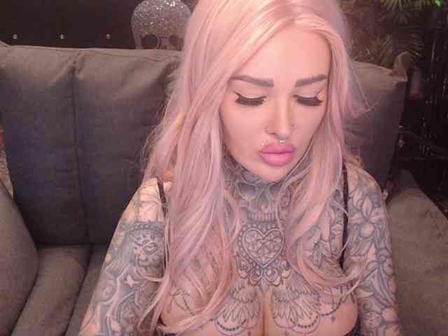MilaElaine