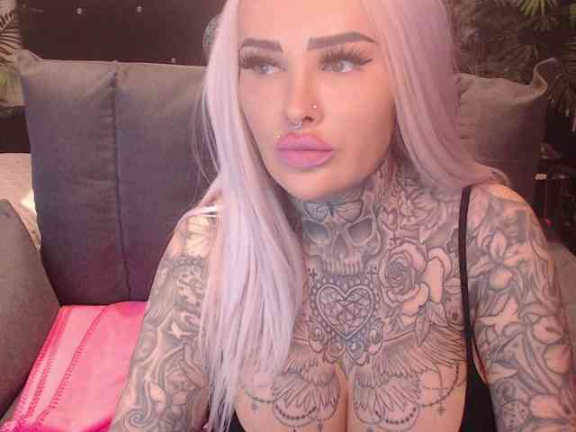 MilaElaine