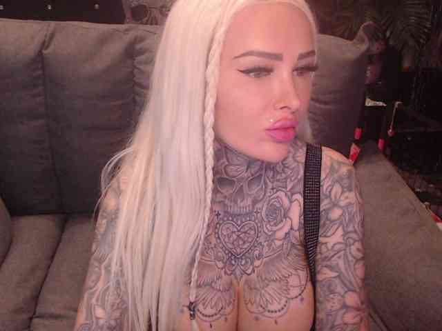 MilaElaine