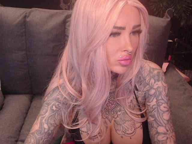 MilaElaine