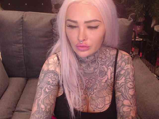 MilaElaine