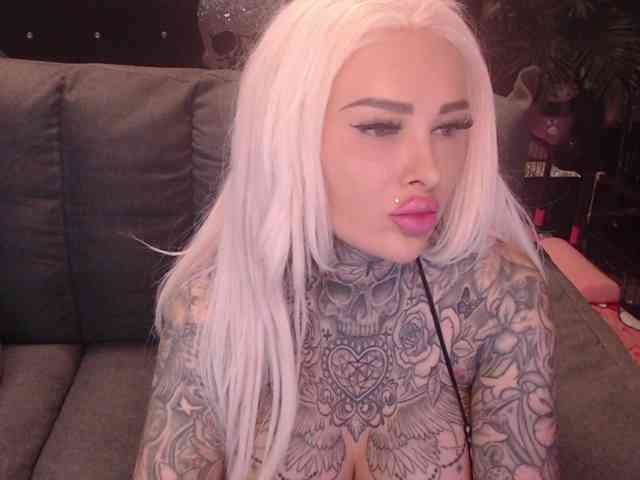MilaElaine