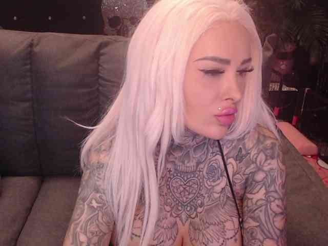 MilaElaine