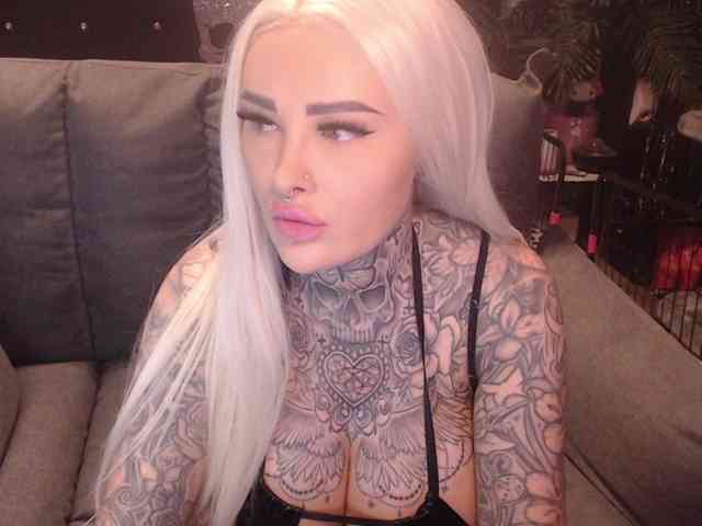MilaElaine