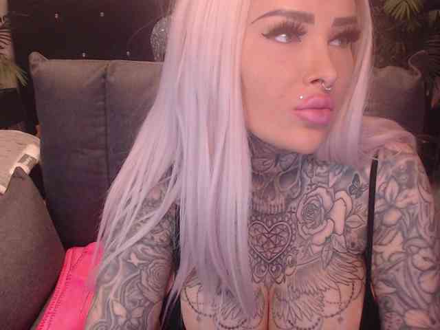 MilaElaine