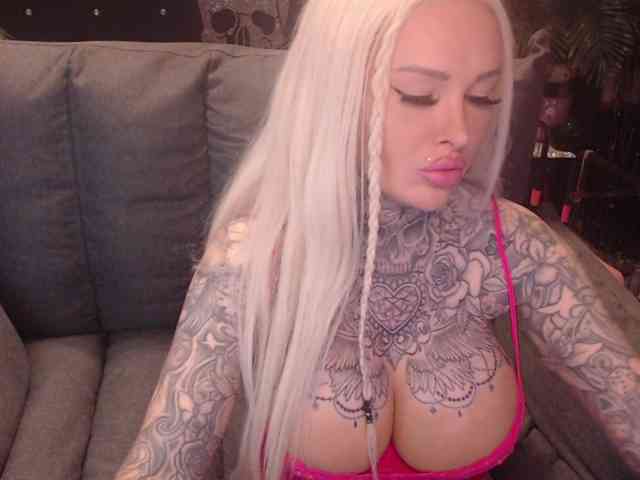MilaElaine