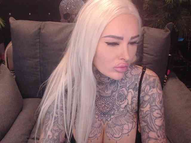 MilaElaine
