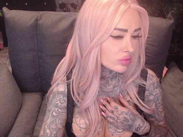 MilaElaine
