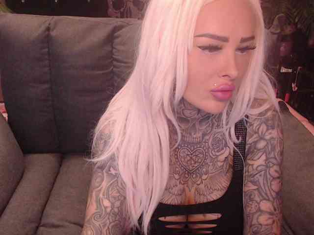 MilaElaine
