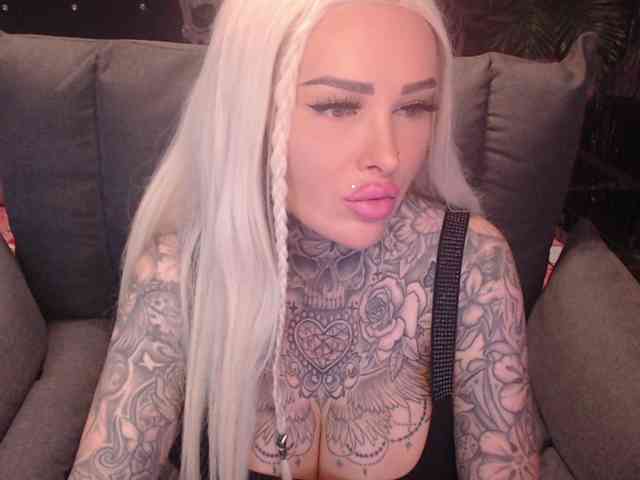 MilaElaine