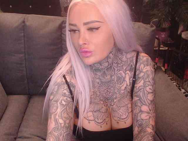 MilaElaine