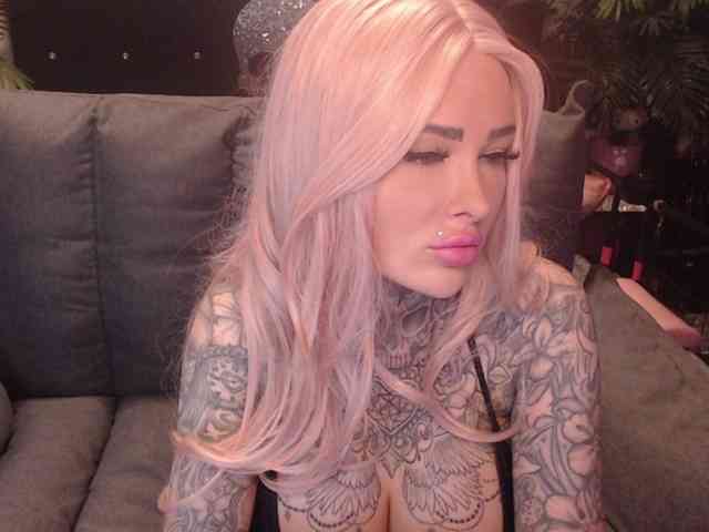 MilaElaine