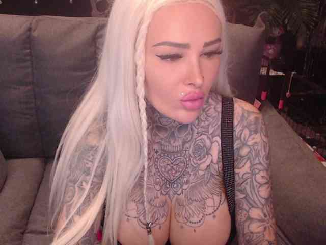 MilaElaine