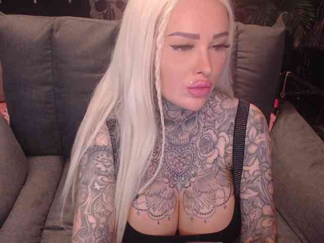 MilaElaine