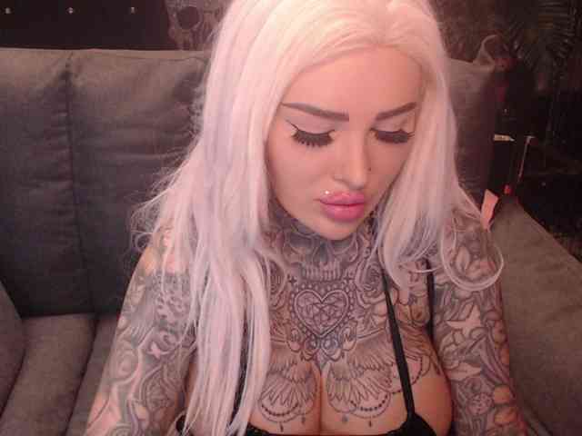 MilaElaine