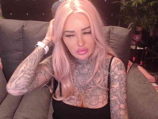 MilaElaine