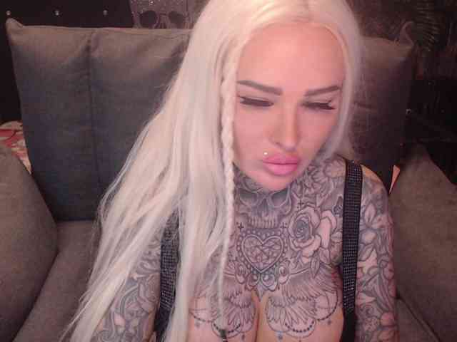 MilaElaine
