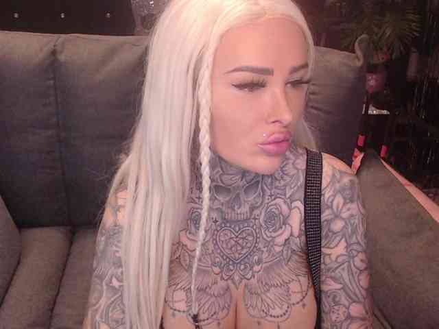 MilaElaine