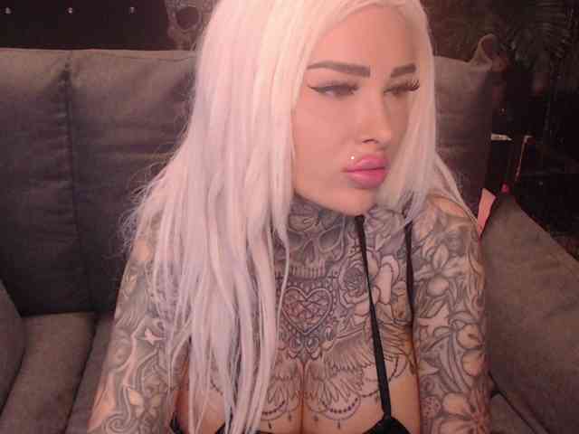 MilaElaine