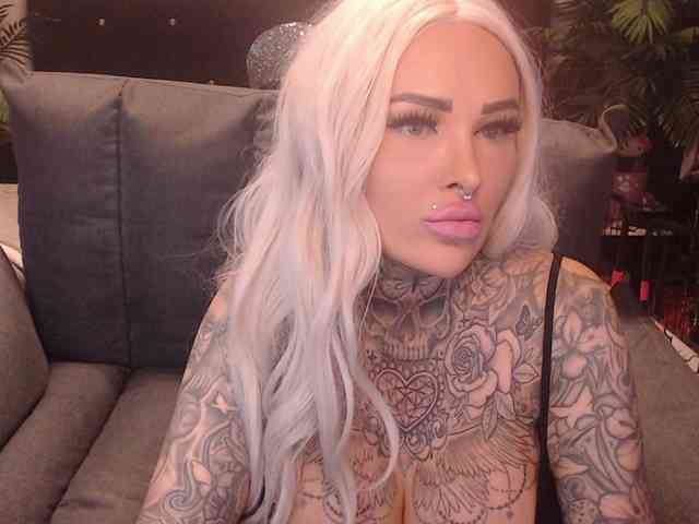MilaElaine