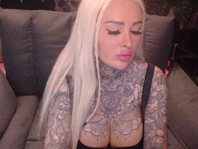 MilaElaine