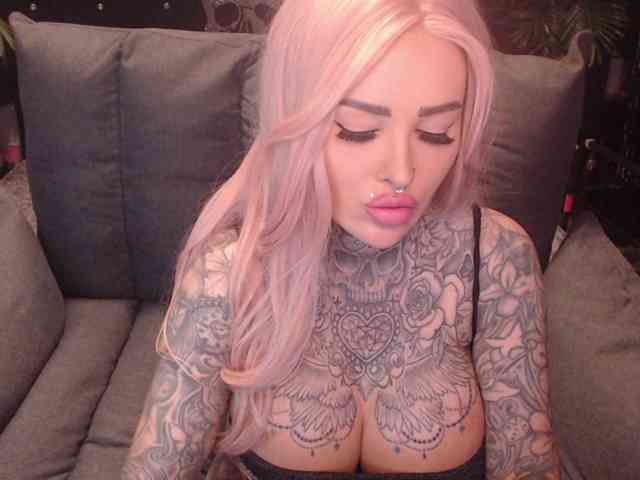 MilaElaine