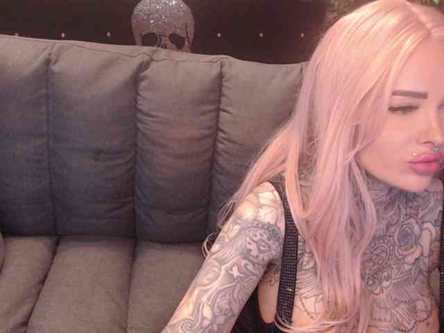 MilaElaine