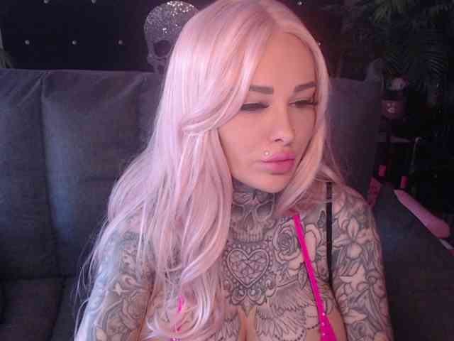 MilaElaine