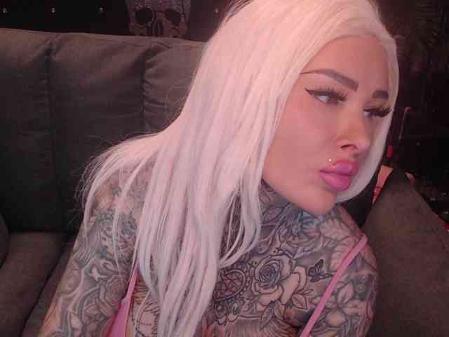 MilaElaine