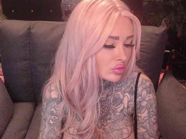 MilaElaine