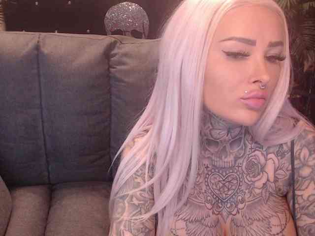 MilaElaine