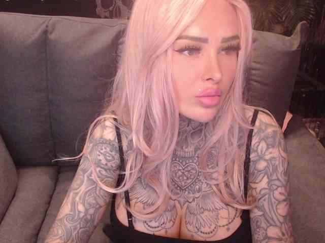 MilaElaine