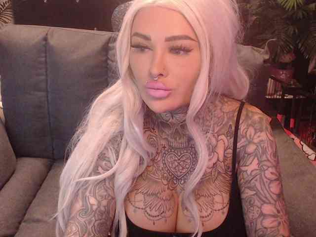 MilaElaine