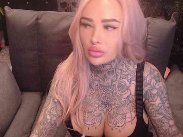 MilaElaine