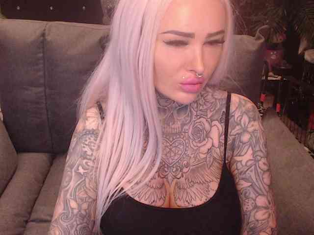 MilaElaine