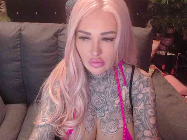 MilaElaine