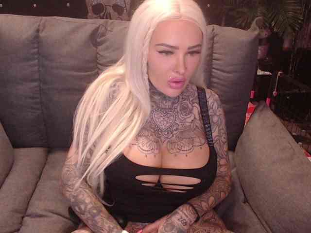 MilaElaine