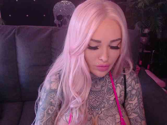 MilaElaine