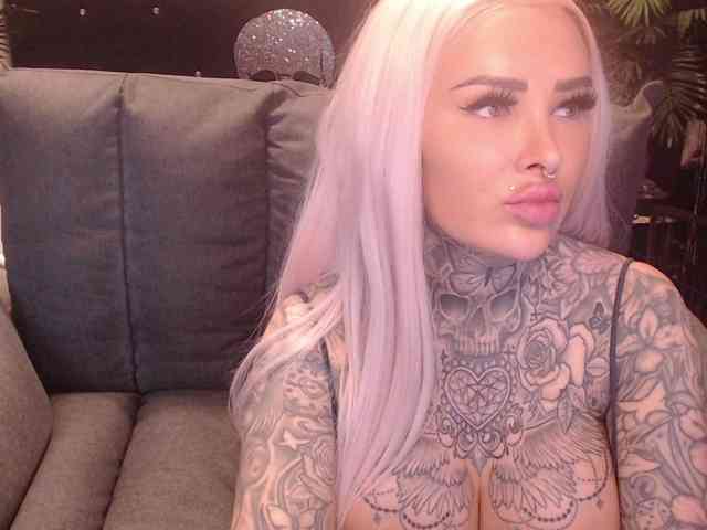 MilaElaine