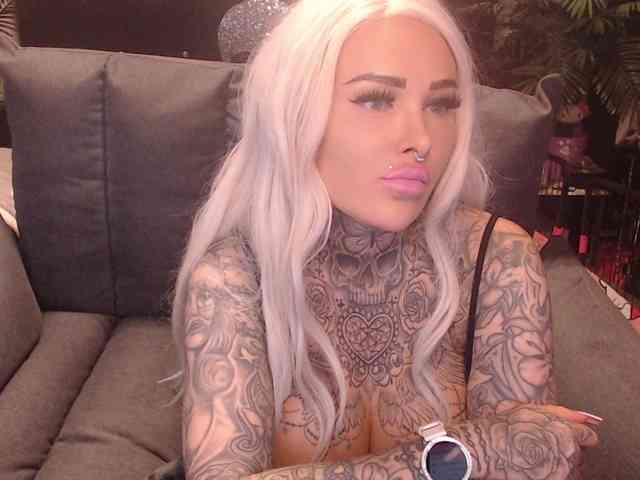 MilaElaine