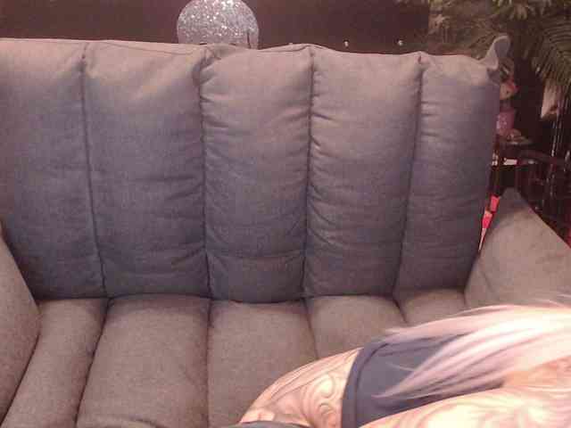 MilaElaine webcam