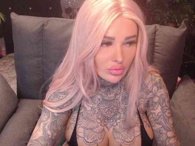MilaElaine