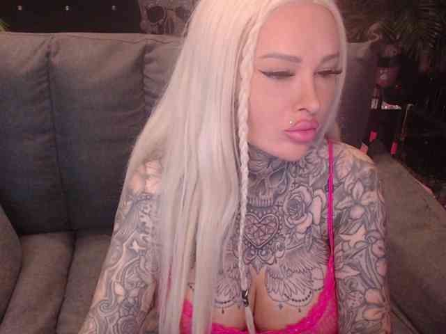 MilaElaine