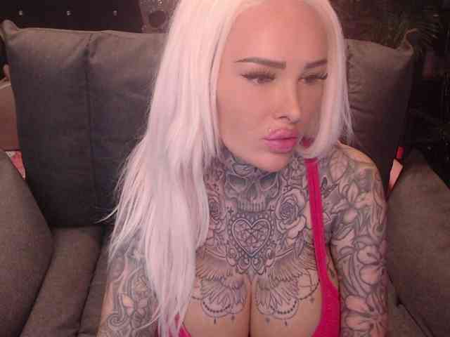 MilaElaine