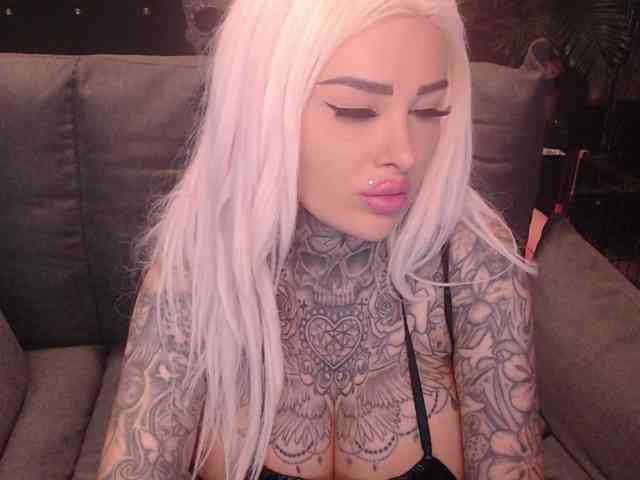 MilaElaine