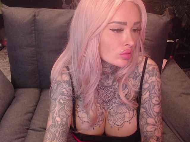 MilaElaine