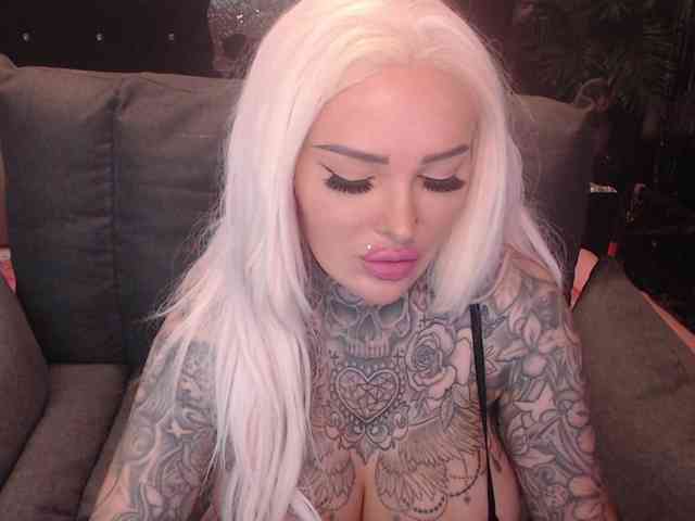 MilaElaine
